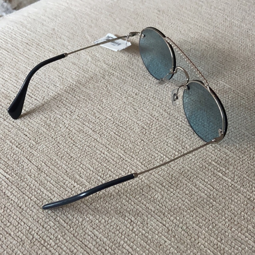 New Miu Miu Sunglasses - Picture 5 of 7